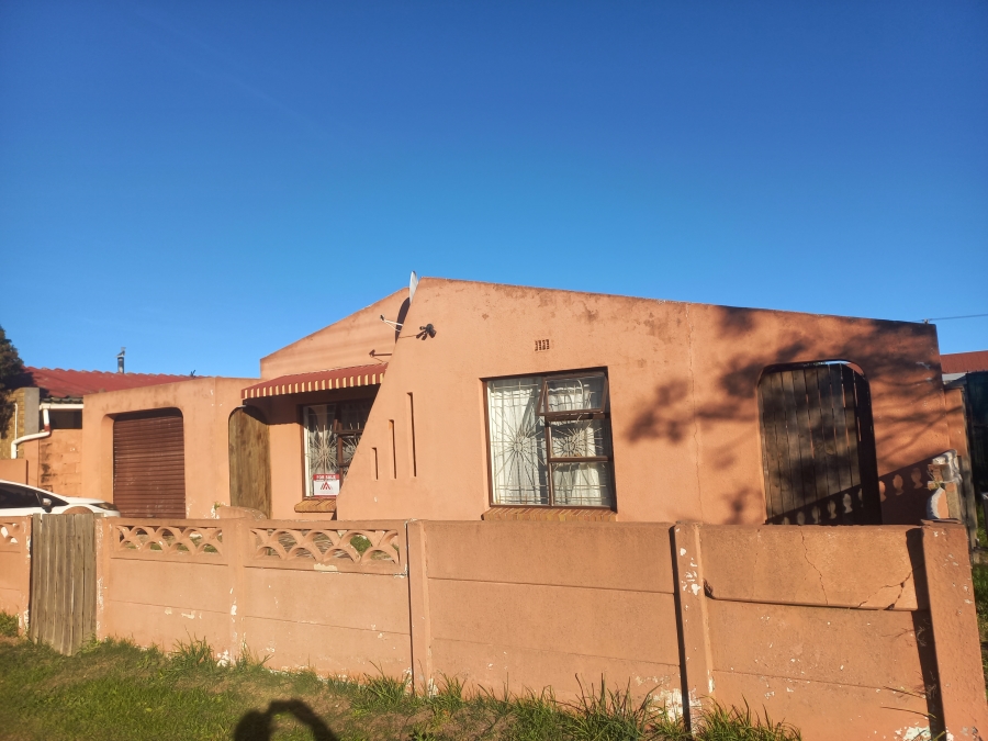 4 Bedroom Property for Sale in Nooitgedacht Western Cape